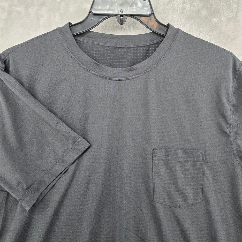 Vuori Tradewind Performance Tee Mens Large‎ Black Pocket T-Shirt V109